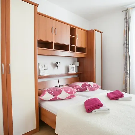 Goda Center Of Apartment *